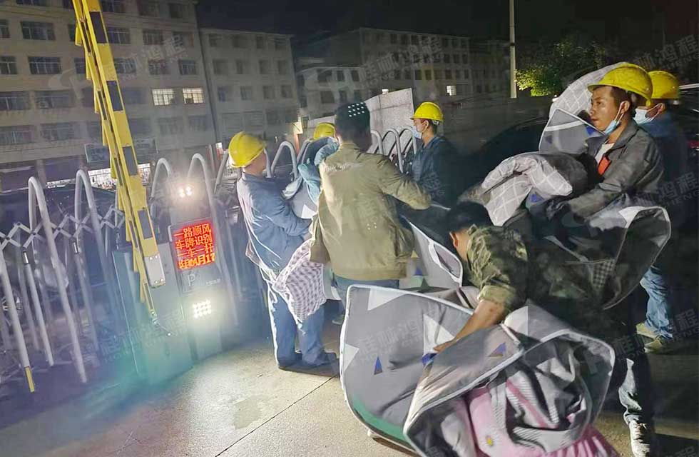 共抗疫情 服務(wù)不停|致敬桂林鴻程最美“先鋒者” 共抗疫情 服務(wù)不停|致敬桂林鴻程最美“先鋒者”