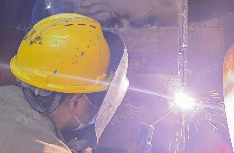 共抗疫情 服務(wù)不停|致敬桂林鴻程最美“先鋒者” 共抗疫情 服務(wù)不停|致敬桂林鴻程最美“先鋒者”