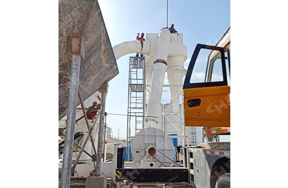 HCQ1500擺式磨粉機(jī)寧夏客戶安裝現(xiàn)場 HCQ1500擺式磨粉機(jī)寧夏客戶安裝現(xiàn)場